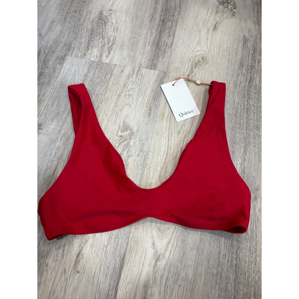 New Quince Italian Plunge Red Bikini Top Medium Minimalist Resort Cruise Vacay